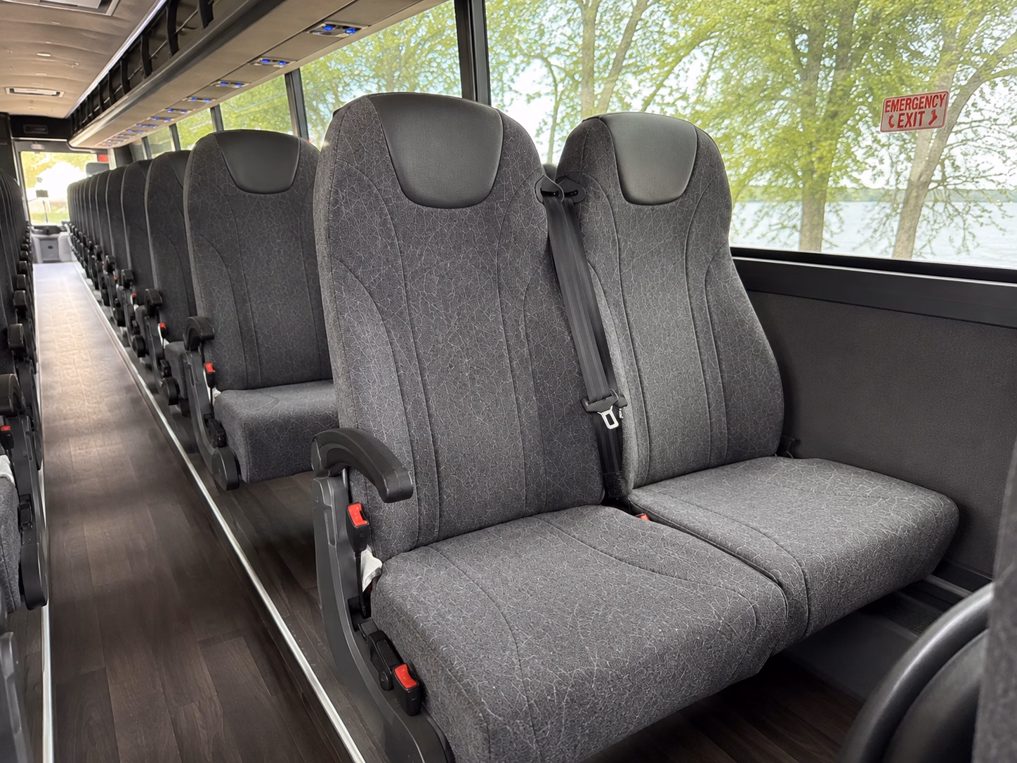 find the right bus for narrow niles canyon roads and vineyard approaches