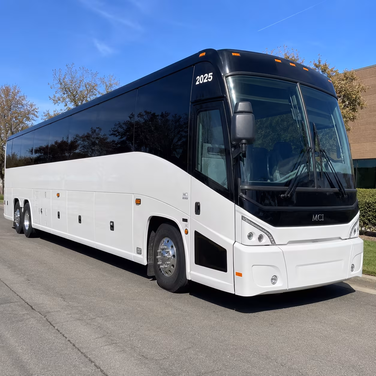 fremontcharterbuscompany com makes the bay bridge to chase center easy for fremont concert groups