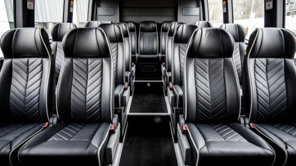 15 passenger minibus rental mountain view